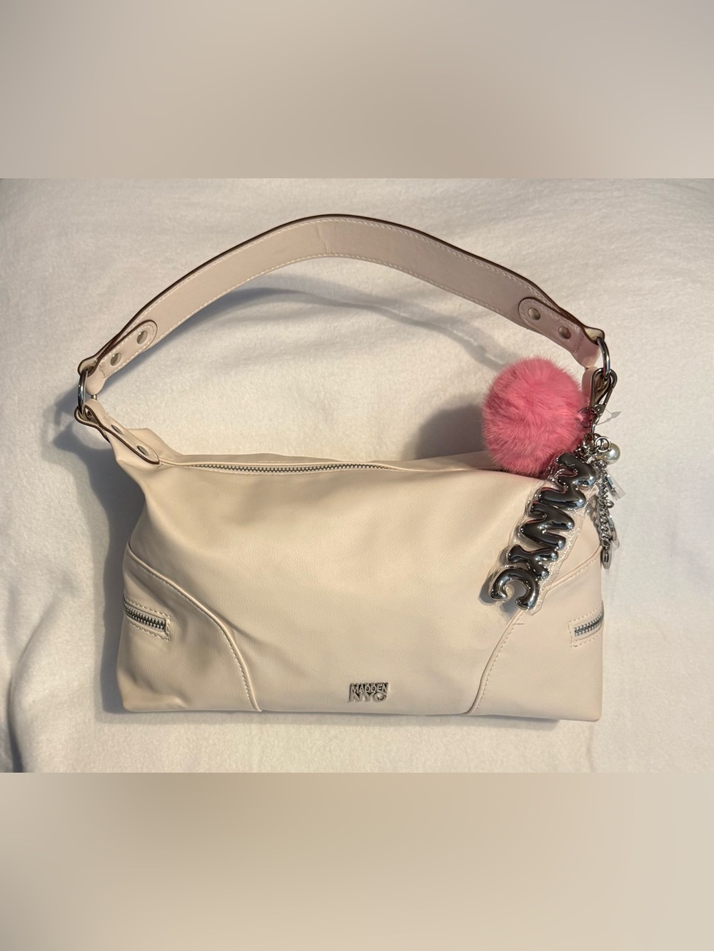 Madden NYC Cream Faux Leather Shoulder Bag Y2K Baguette Purse - Picture 5 of 14